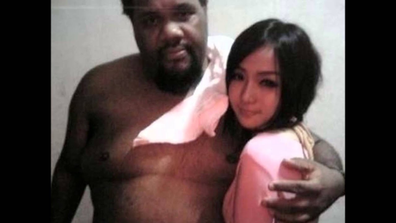 Korea black fuck 2 man her pussy
