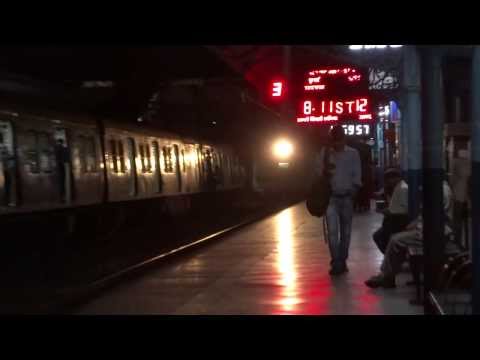 BHEL AC-DC EMU Devasting Ghatkopar With Full On Honking MPS...