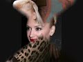 Luxurious- Gwen Stefani (WITH LYRICS)