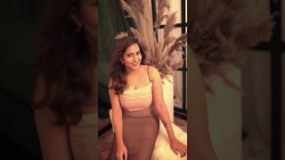 Jacquline Reels With Romantic Melody