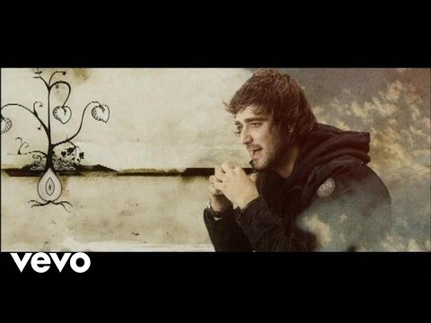 Tres Corazones Video