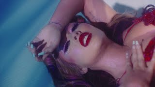 Watch Kali Uchis Telepatia video