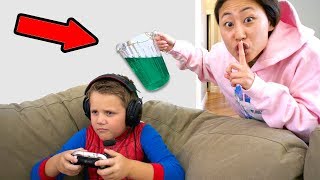 SLIME PRANK ON MY LITTLE BROTHER!! SLIME PRANK ON MY LITTLE BROTHER!!