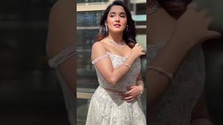 Anikha Surendran Hot Saree Vertical Navel