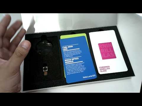 Nokia Lumia 920 Unboxing (parts) filmed on Nokia 808 PureView (comparison vs 900/800) - NO PHONE