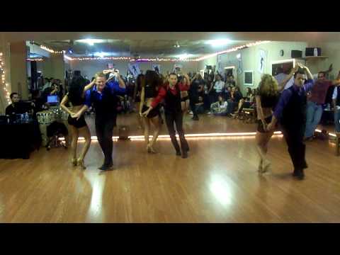 Ataca Jorgie La Alemana's Bachata Team debut their new routine at the Tampa Thunder event