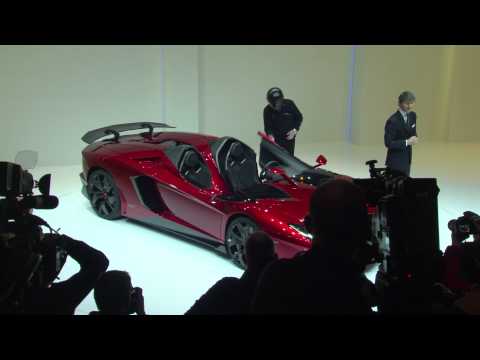 Lamborghini Aventador на автосалоне в Женеве-2012