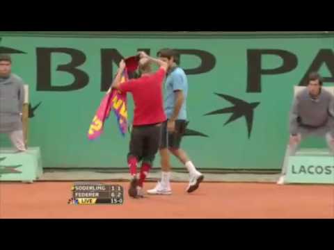 フェデラー attacked by fan in 2009 全仏オープン 決勝戦（ファイナル）　