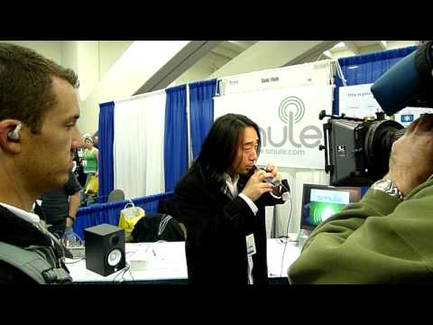 TiPb at Macworld: Smule playing Ocarina