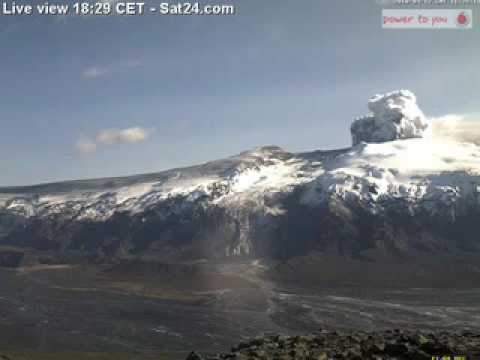 iceland volcano eyjafjallajokull eruption. Eyjafjallajokull eruption on