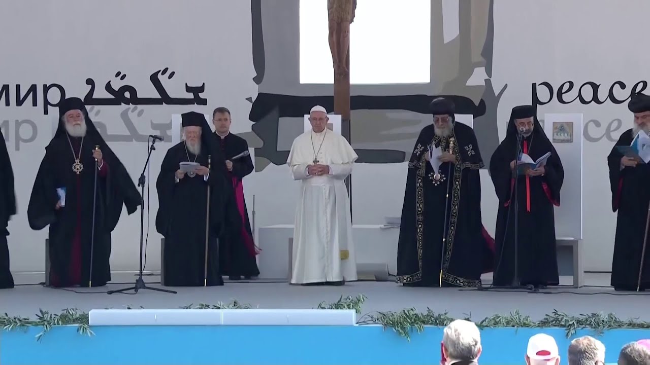 Pope visits Bari to pray for peace in the Middle East