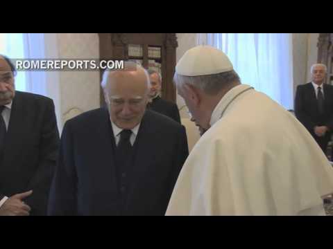 Francisco se reúne con el presidente de Grecia, Karolos Papoulias