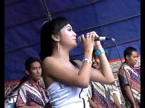 Ayu trisna ~ Kau tetap kusayang ~ Dwi Pangga Kendal