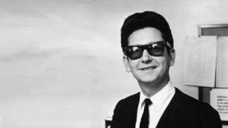 Watch Roy Orbison In The Real World video