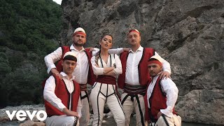 Mimoza - Young Kings (Making of Young Queen)