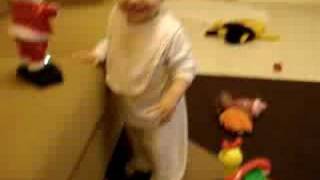 Ana Clara Dançando Com Papai Noel