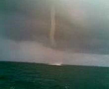 VIDEO SIRENA LAGO MARACAIBO video sirena lago maracaibo: