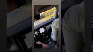 15 Yaşındaki Kız Arabada Twerk