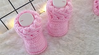 Tiğ İşi Bebek Pati̇k Modeli̇bot Patik Modeli̇ 3 Boyutlu Patik Modeli̇crochet Baby Booties
