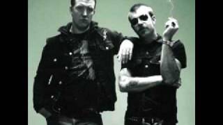 Watch Eagles Of Death Metal Addicted To Love video