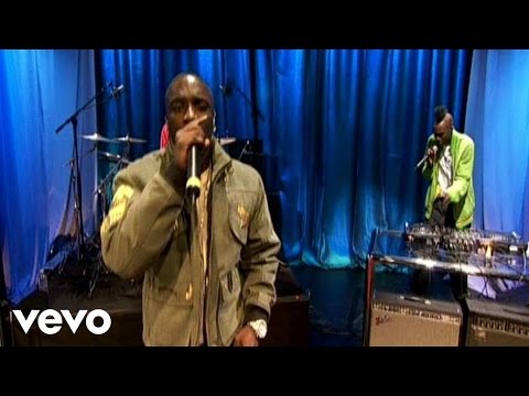 Akon - Smack That (AOL Sessions)