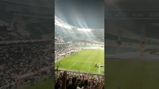 Caddelerde Rüzgar