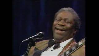 Watch Bb King The Blues Come Over Me video