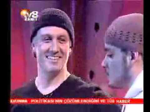 Ceza,Fuat,Dj Mic Check (sagopa kajmer) Tv 8 Canlı Yayın Part 1 (2003) Ceza,Fuat,Dj Mic Check (sagopa kajmer) Tv 8 Canlı Yayın Part 1 (2003) klip izle