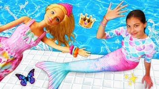 Polen prenses ve denizkızına dönüşüyor! Barbie ile sihir yapma ve havuz oyunları