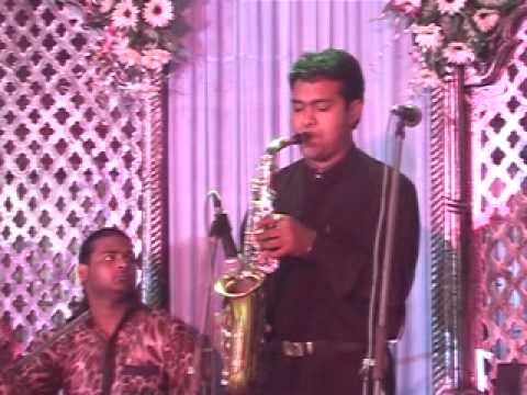 Bahon Mein Chale Aao (Saxophone Played By Vikas Gautam)