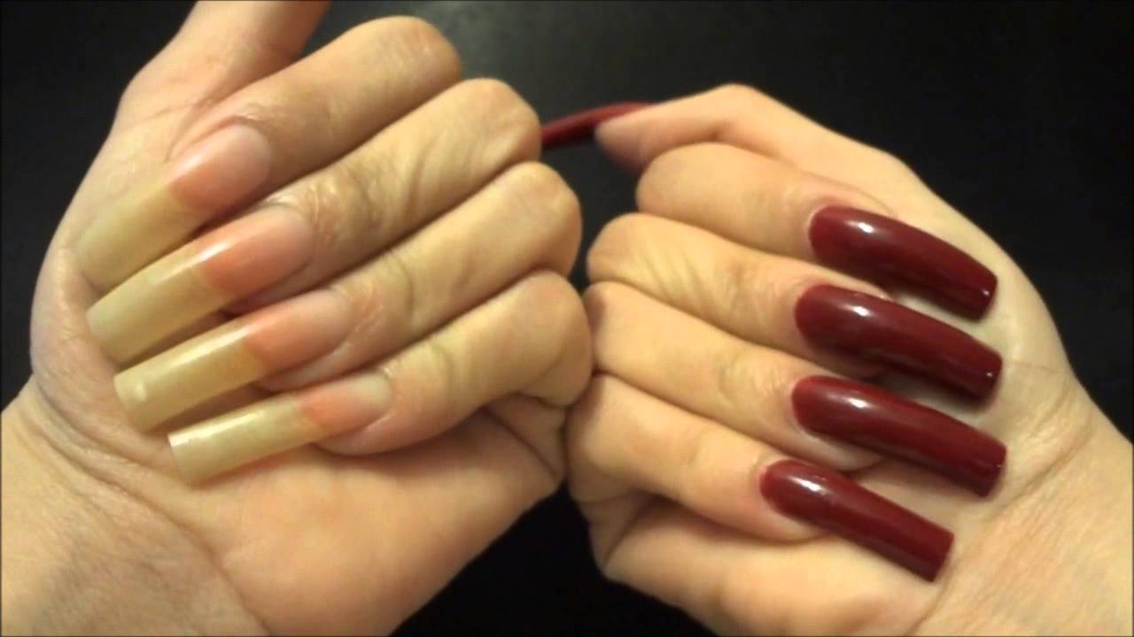 Sharp nails scratching skin