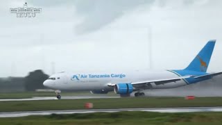 Angalia Maajabu Yaliyotokea Ndege Mpya Air Tanzania Boeing 767-300F Cargo Aircraft Ikitua Dsm Leo