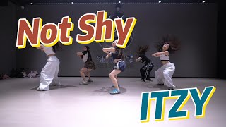 Im Not Shynot Shyfull Coverreggaeton Rhythm Is Too Addictive