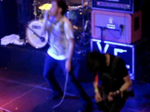 You Me At Six The Rumour (part 2) + Sugar We're Goin' Down (Fall Out Boy cover) January 18th Netherlands