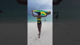 Luna At 1 Month Pregnancy Montego Bay Jamaica White Sand Beach