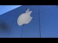 iOS 8 location aware Lock screen