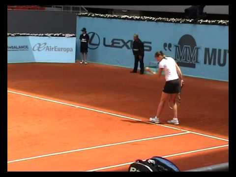 Agnes Szavay ＆ Dinara サフィンa Madrid 2010 match3