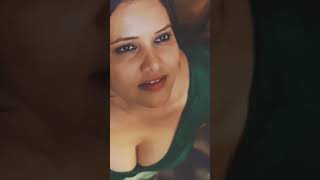 Priya Gamre Hot Navel Show