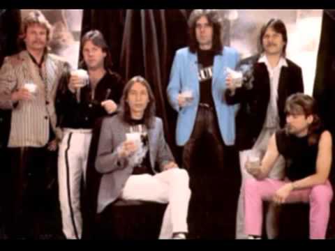 Le Doyen II Video