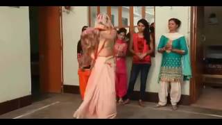 Hot Dance By Desy Bhabhi
