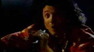 Watch Quiet Riot Mama Weer All Crazee Now video