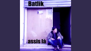 Watch Batlik Sous Son Lit video