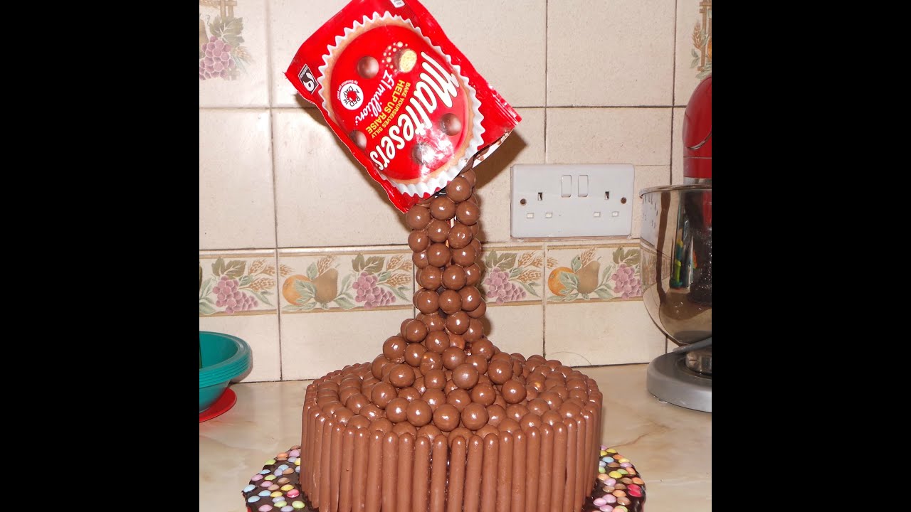 2019 year - How to Make a Malteser Cake 2019 year
