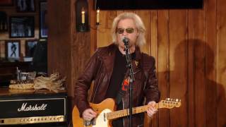 Watch Daryl Hall You Burn Me Up Im A Cigarette video
