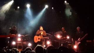 Watch Daniel Belanger Le Parapluie video