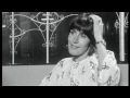 HELEN REDDY - INTERVIEW - THE QUEEN OF 70s POP