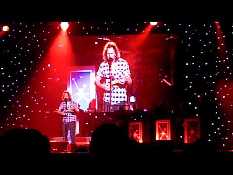Conan Prohibited Tour 2010 - Seattle - Eddie Vedder Part 2 of 3 (Oh CoCo)