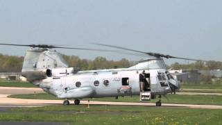 Boeing Vertol Ch-46 Sea Knight Helicopter Landing At Sportys