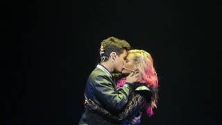 Catch me if you can + Beso - Soy Luna en vivo Chile 2018 Simbar