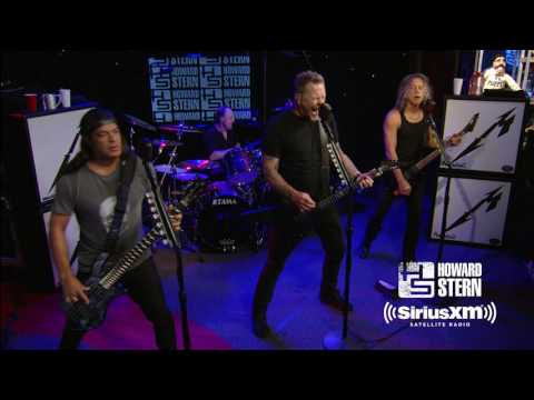 Metallica: live videos from the Howard Stern Show and talks about Lemmy-inspired song